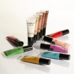 LIGHT UP LIQUID EYESHADOW TINT - Image 2
