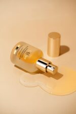 d’Alba White Truffle Double Layer Revitalizing Serum - Image 2